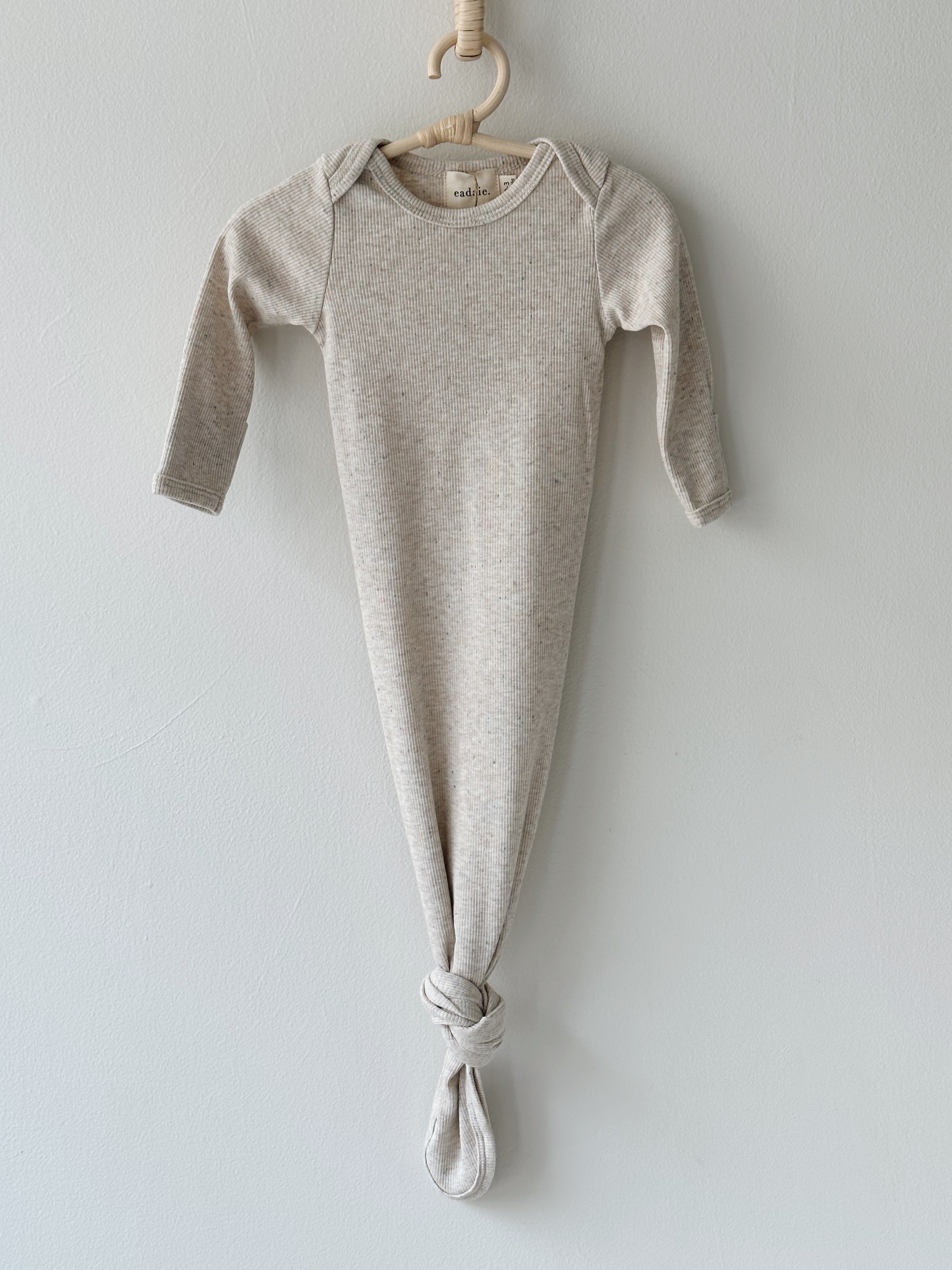 Eadaie Sprinkle Knotted Sleeper